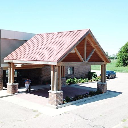 Vermillion Prairie Inn מראה חיצוני תמונה