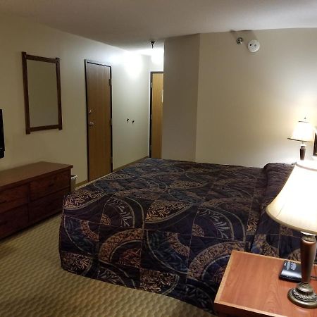 Vermillion Prairie Inn מראה חיצוני תמונה