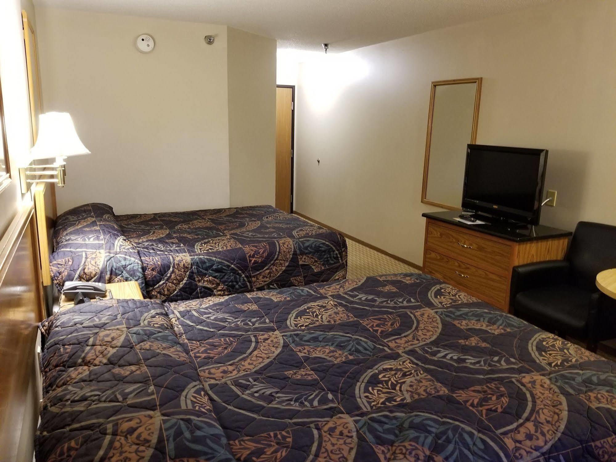 Vermillion Prairie Inn מראה חיצוני תמונה