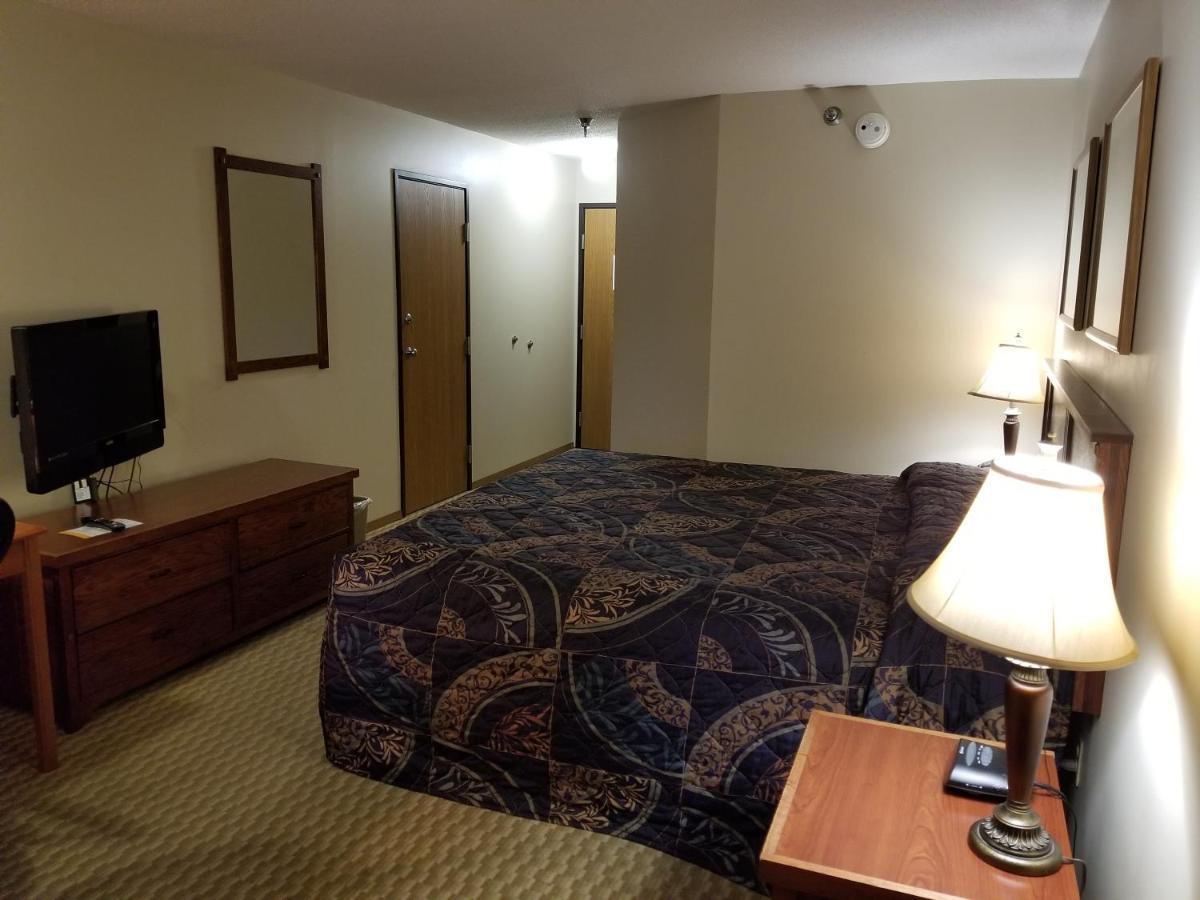 Vermillion Prairie Inn מראה חיצוני תמונה
